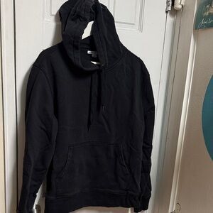 Amazon Essentials Men's Black Hoodie